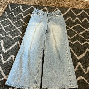 Wide leg light/medium wash jeans H&M
